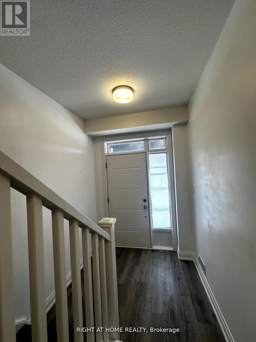 27 STEELE CRESCENT Image 4