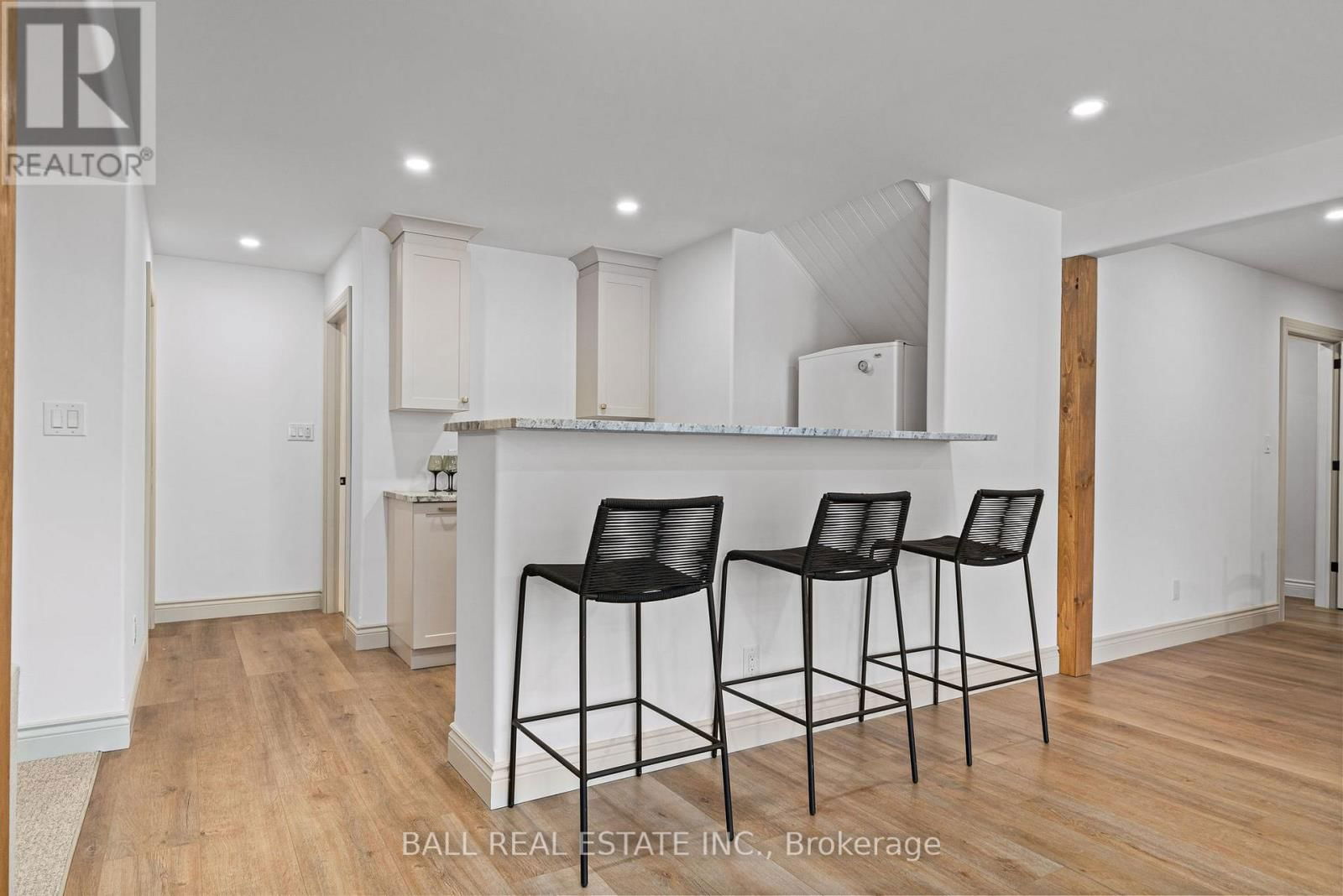 201 NORTHERN AVENUE Image 27