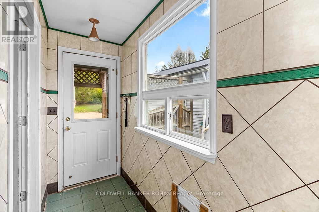 316522 HIGHWAY 6 LINE Image 27