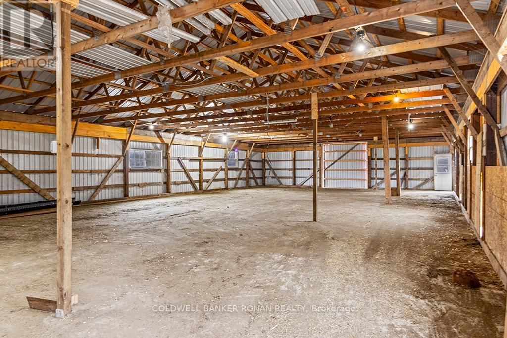 316522 HIGHWAY 6 LINE Image 38