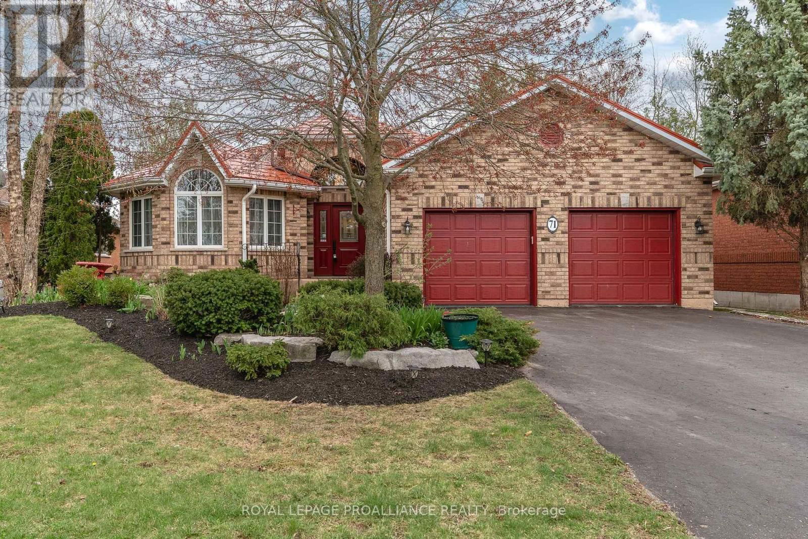 71 OAK RIDGE BOULEVARD Image 1