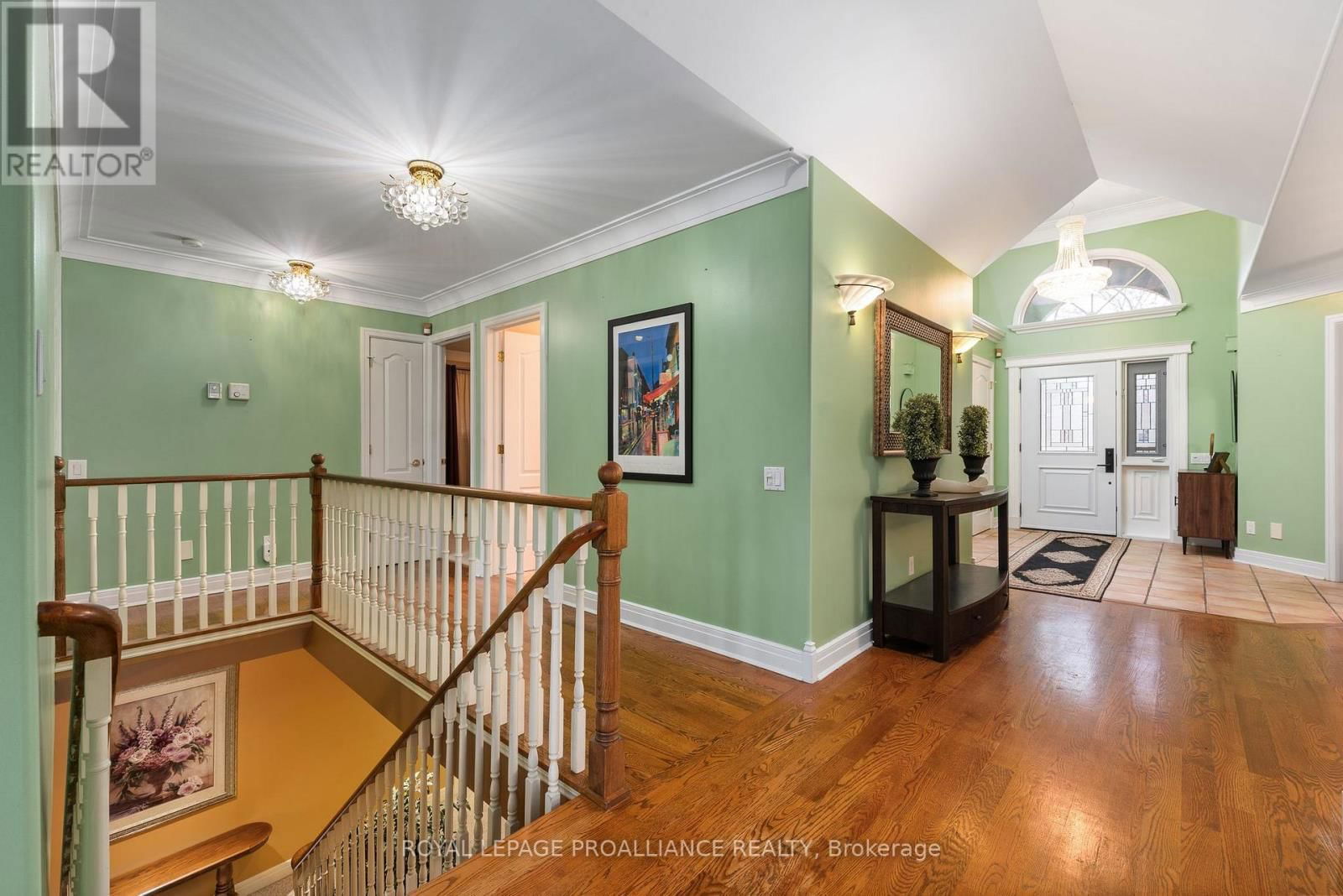 71 OAK RIDGE BOULEVARD Image 21