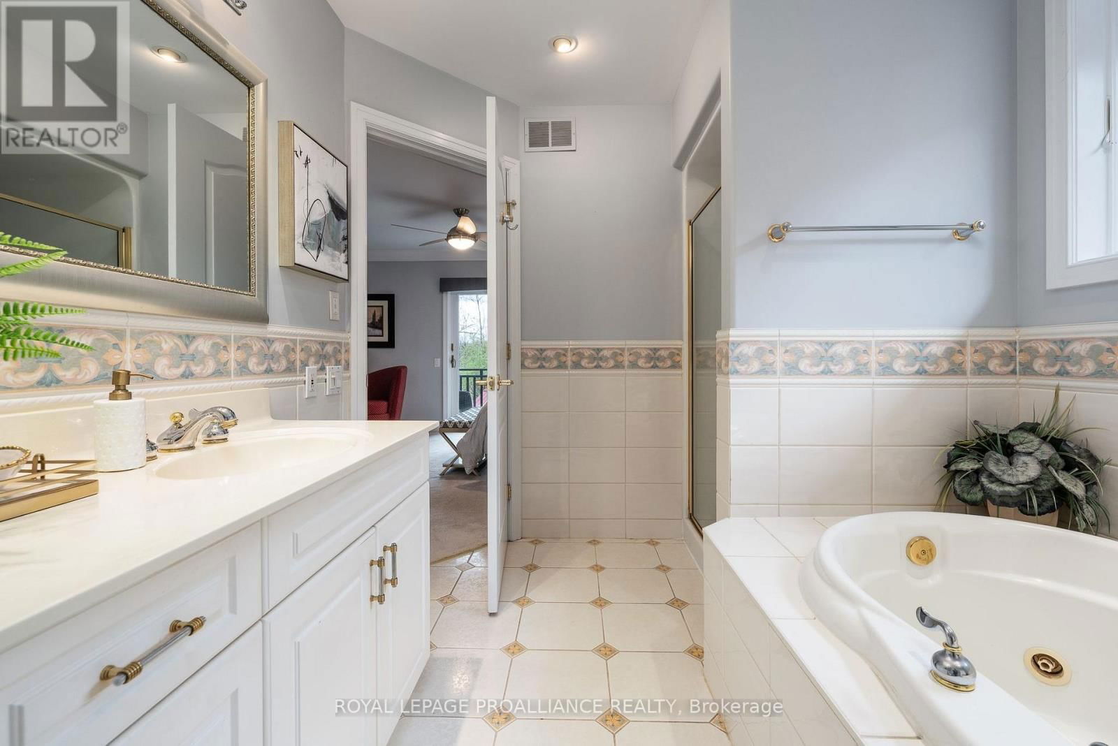 71 OAK RIDGE BOULEVARD Image 29