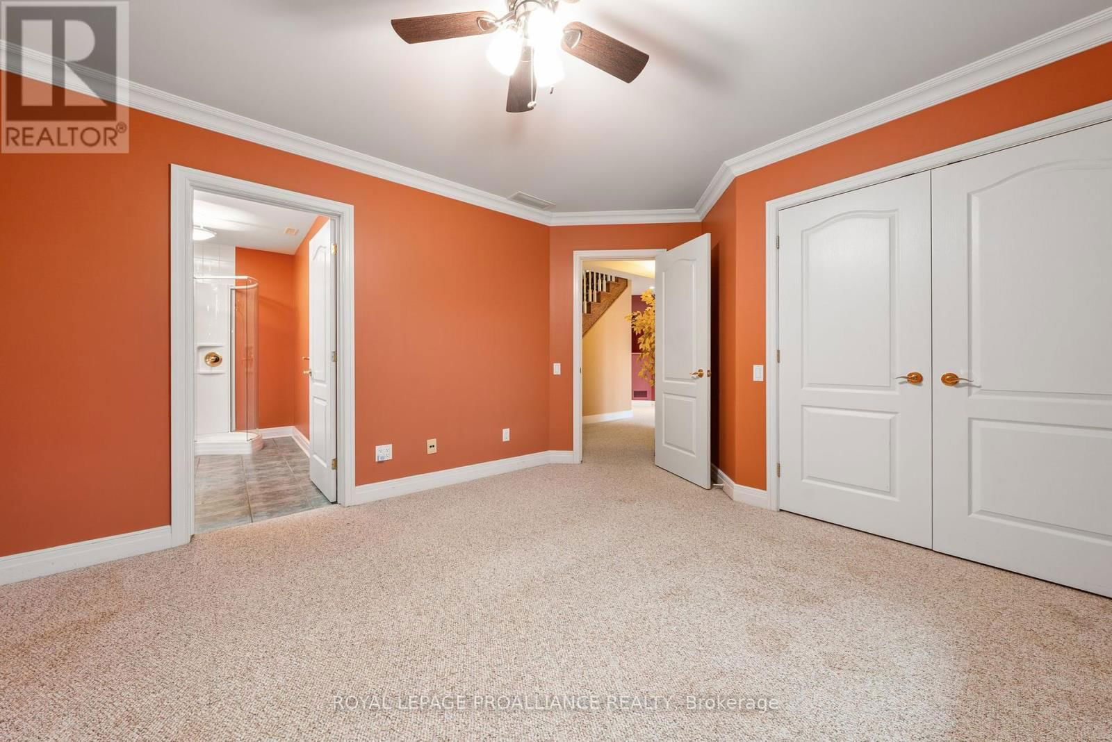 71 OAK RIDGE BOULEVARD Image 38