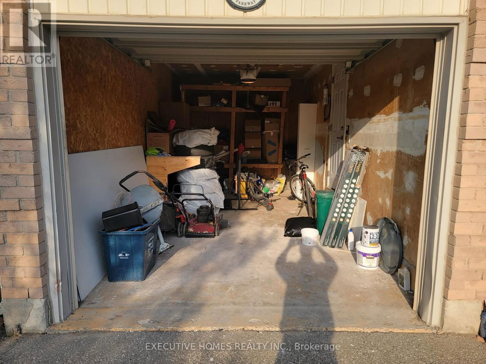 595 PRESTON PARKWAY Image 11
