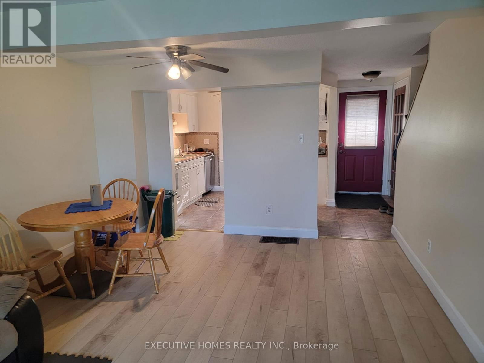 595 PRESTON PARKWAY Image 13