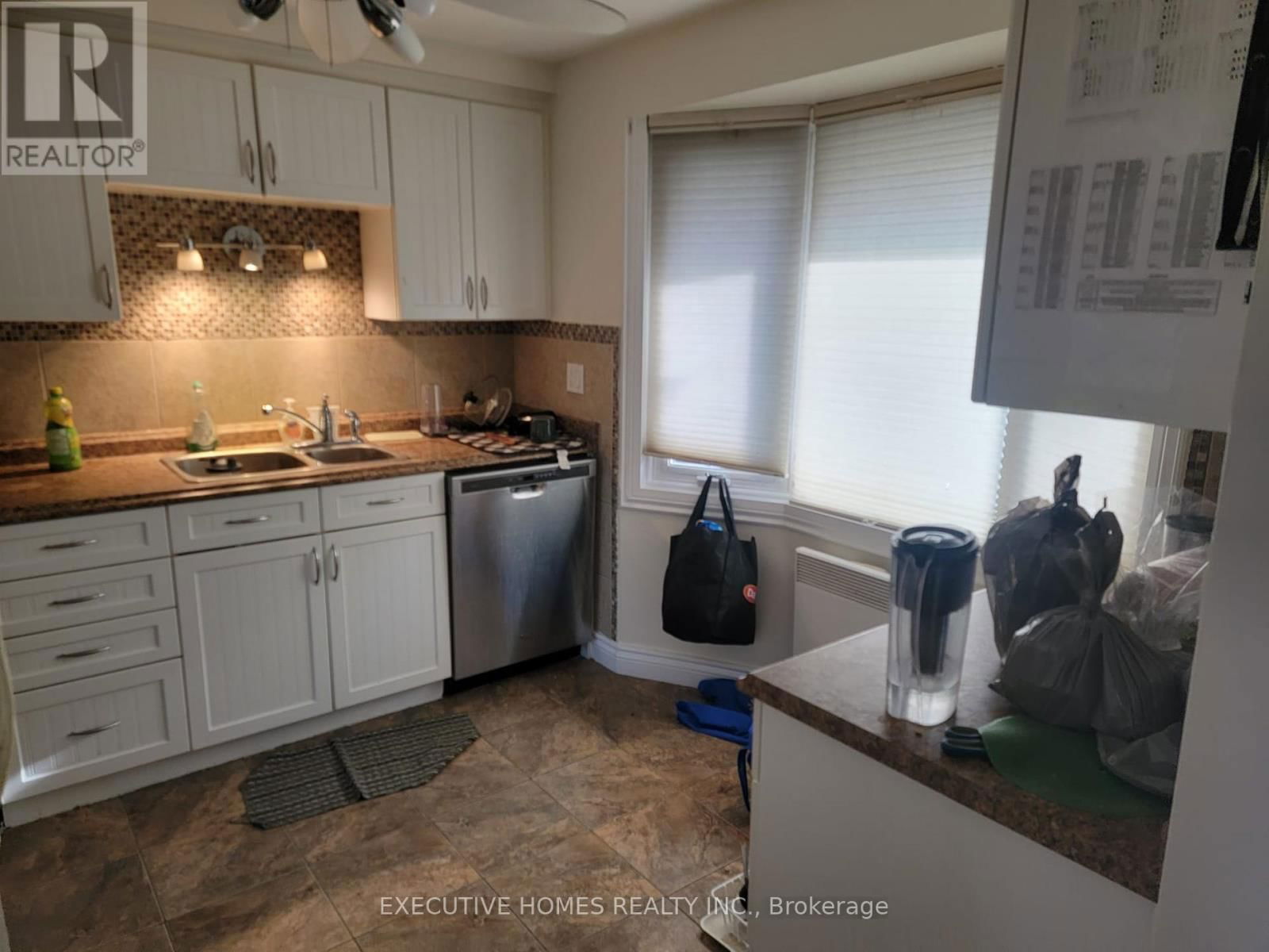 595 PRESTON PARKWAY Image 22