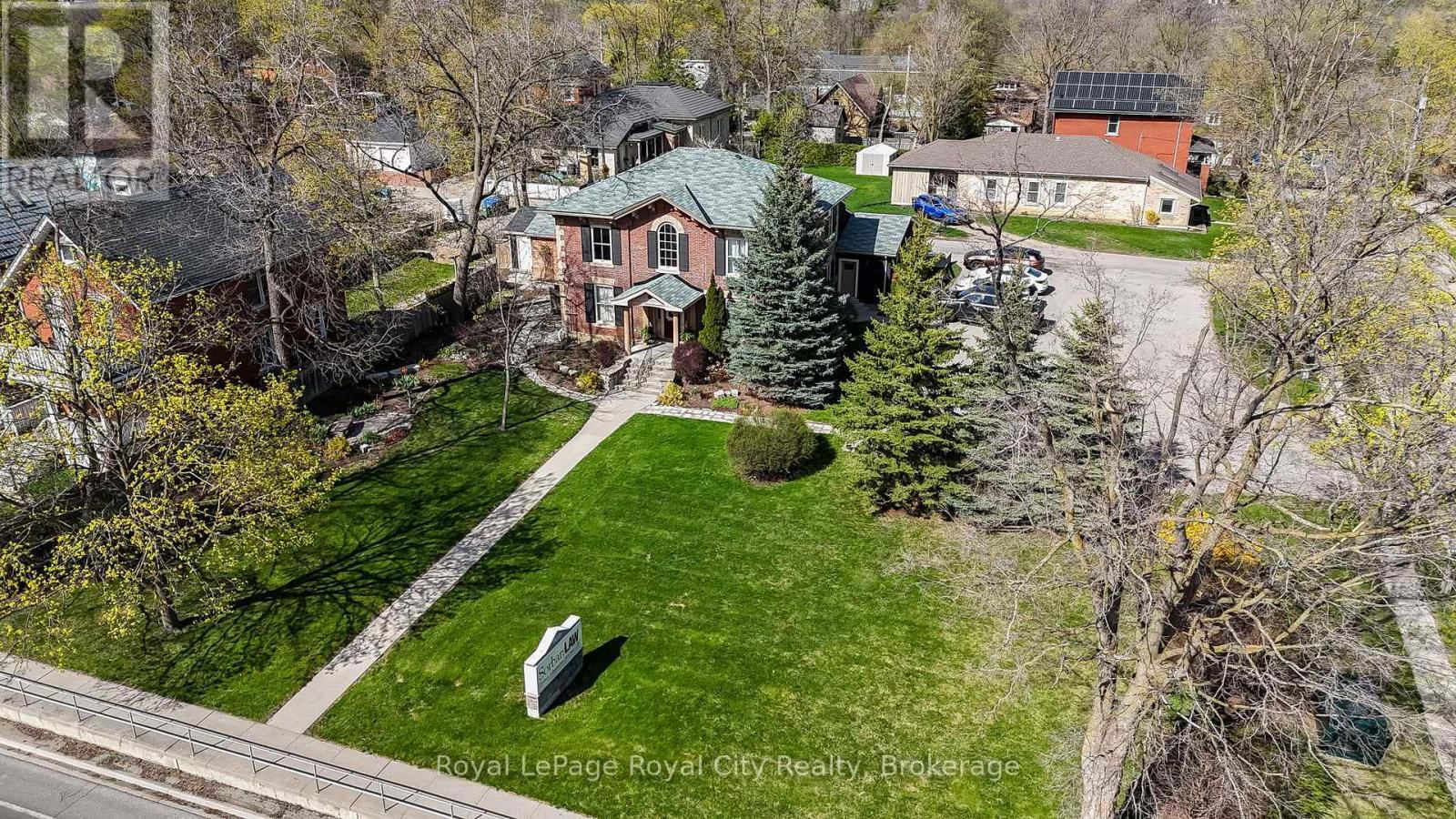 457 WOOLWICH STREET Image 40