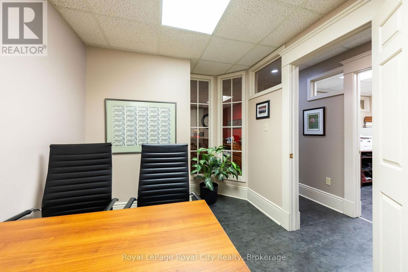 457 WOOLWICH STREET Image 9