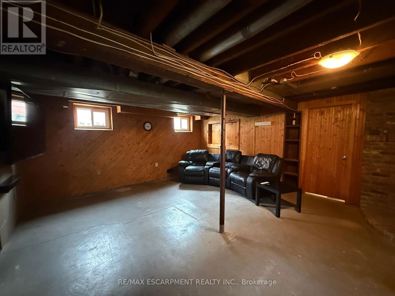 713 TATE AVENUE Image 17