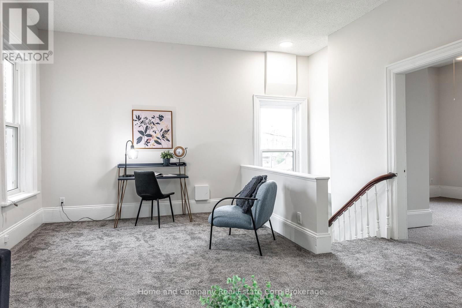 131 CAMBRIA STREET Image 27