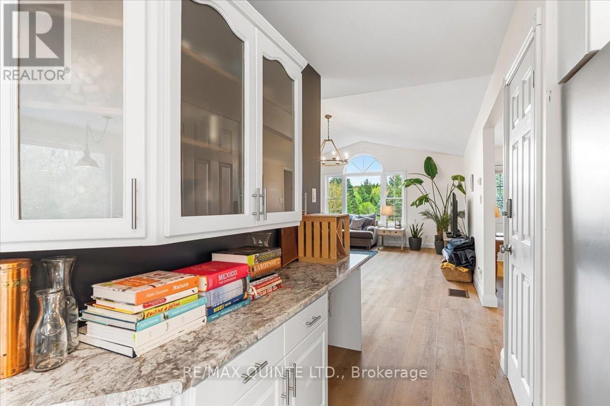 36 WILLIAMS LANE Image 19