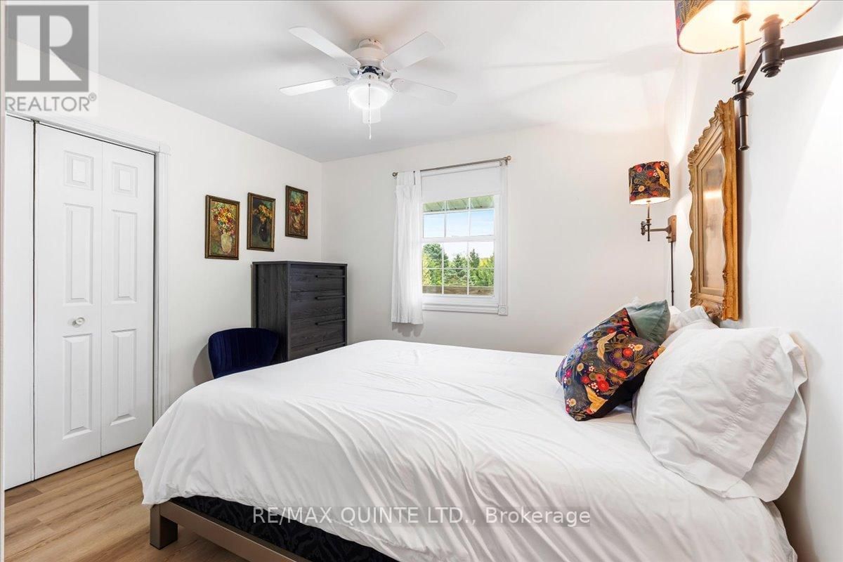 36 WILLIAMS LANE Image 23