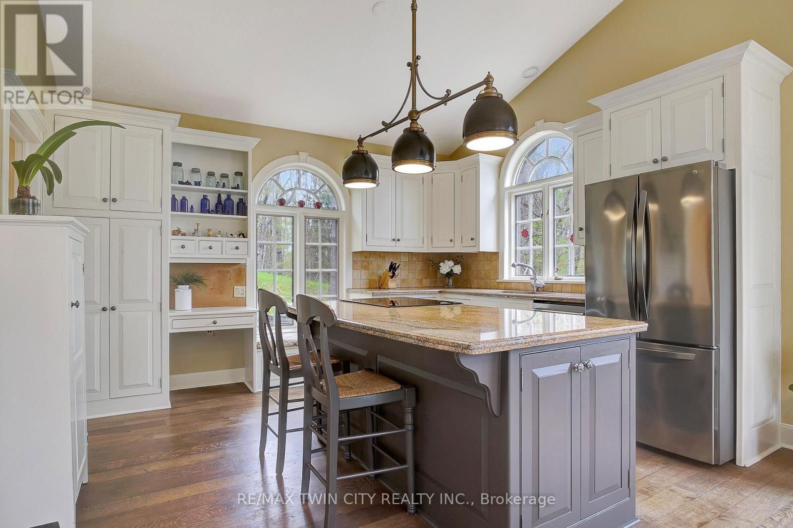 1298 WEST RIVER ROAD Image 16