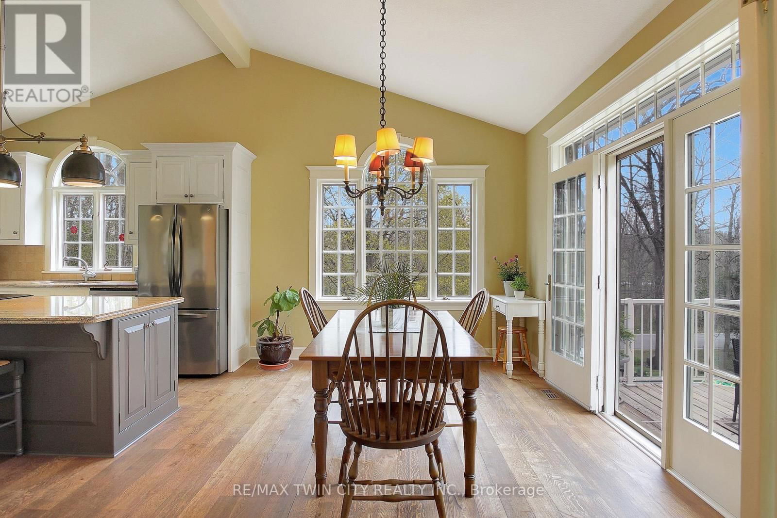 1298 WEST RIVER ROAD Image 20