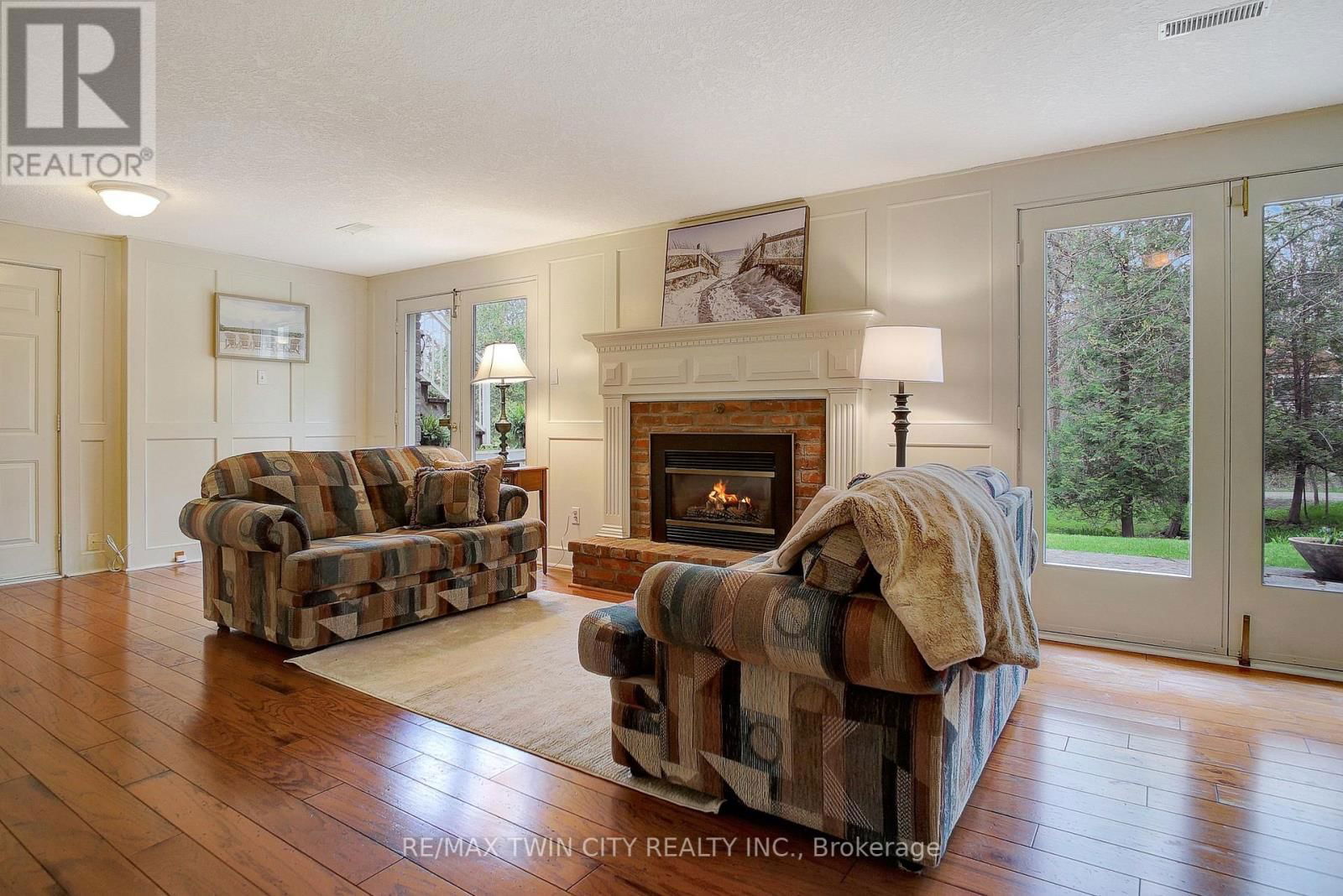 1298 WEST RIVER ROAD Image 32