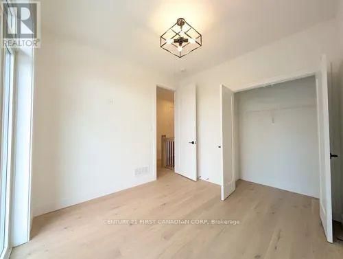 16 - 430 HEAD STREET Image 4