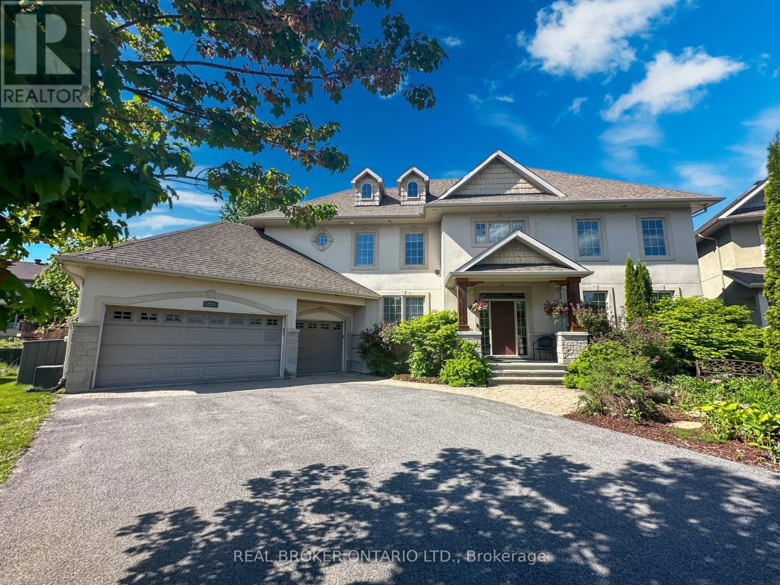 221 JENSEN COURT Image 2