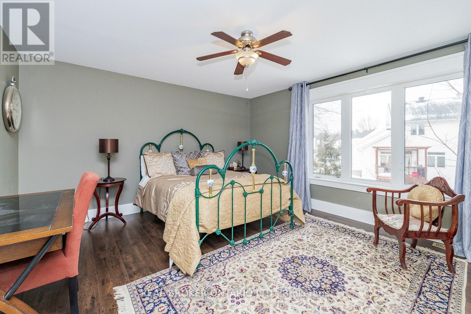 221 JENSEN COURT Image 31