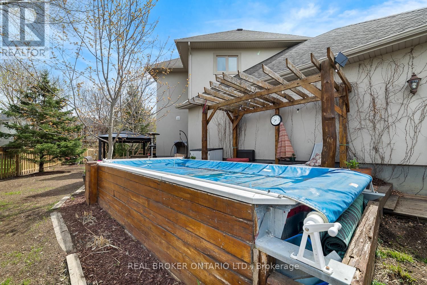 221 JENSEN COURT Image 49