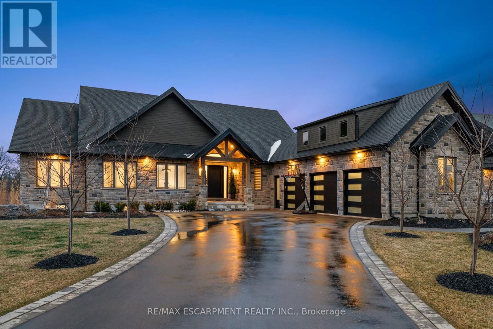 23 WHITCOMBE WAY Image 2