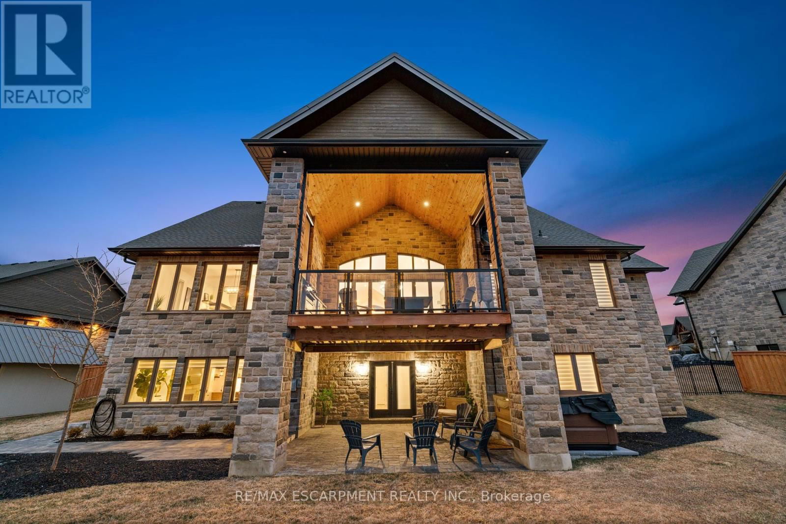 23 WHITCOMBE WAY Image 3