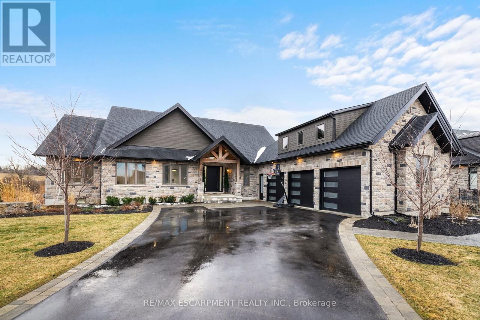 23 WHITCOMBE WAY Image 5