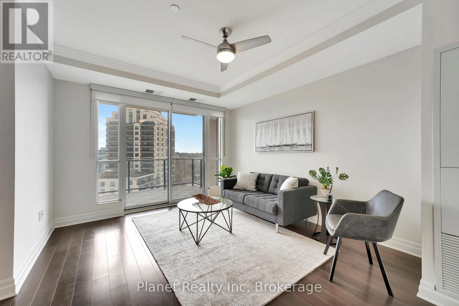 906 - 160 MACDONELL STREET Image 11