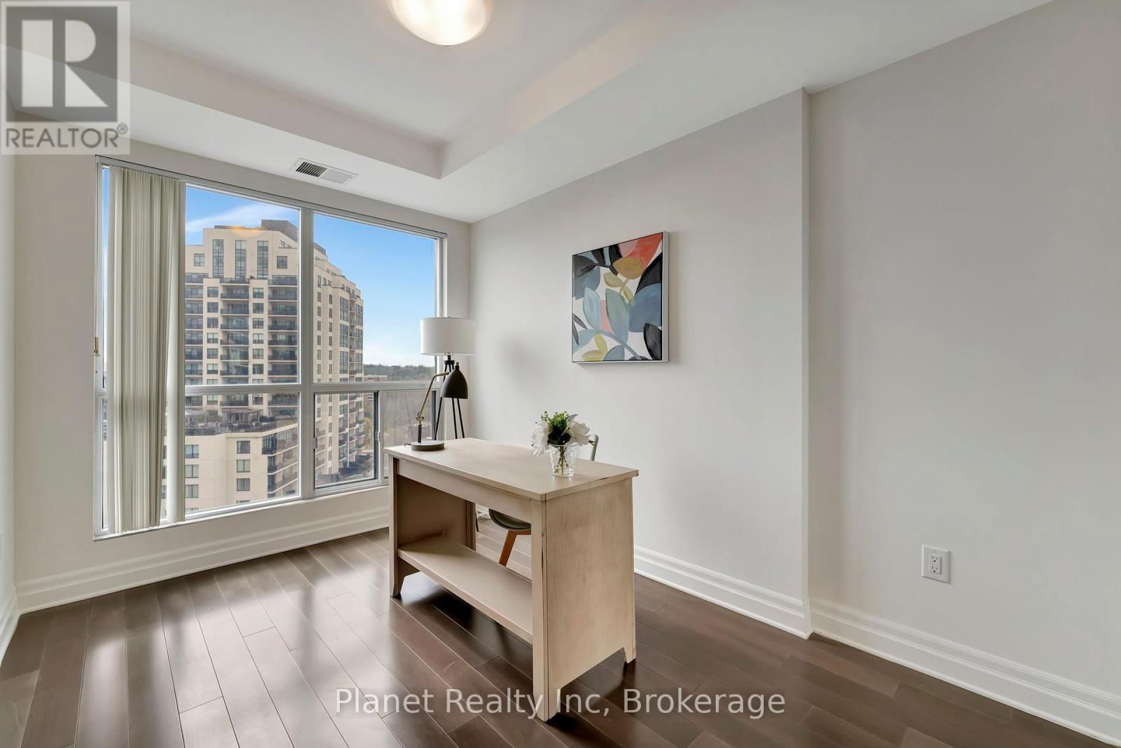 906 - 160 MACDONELL STREET Image 18