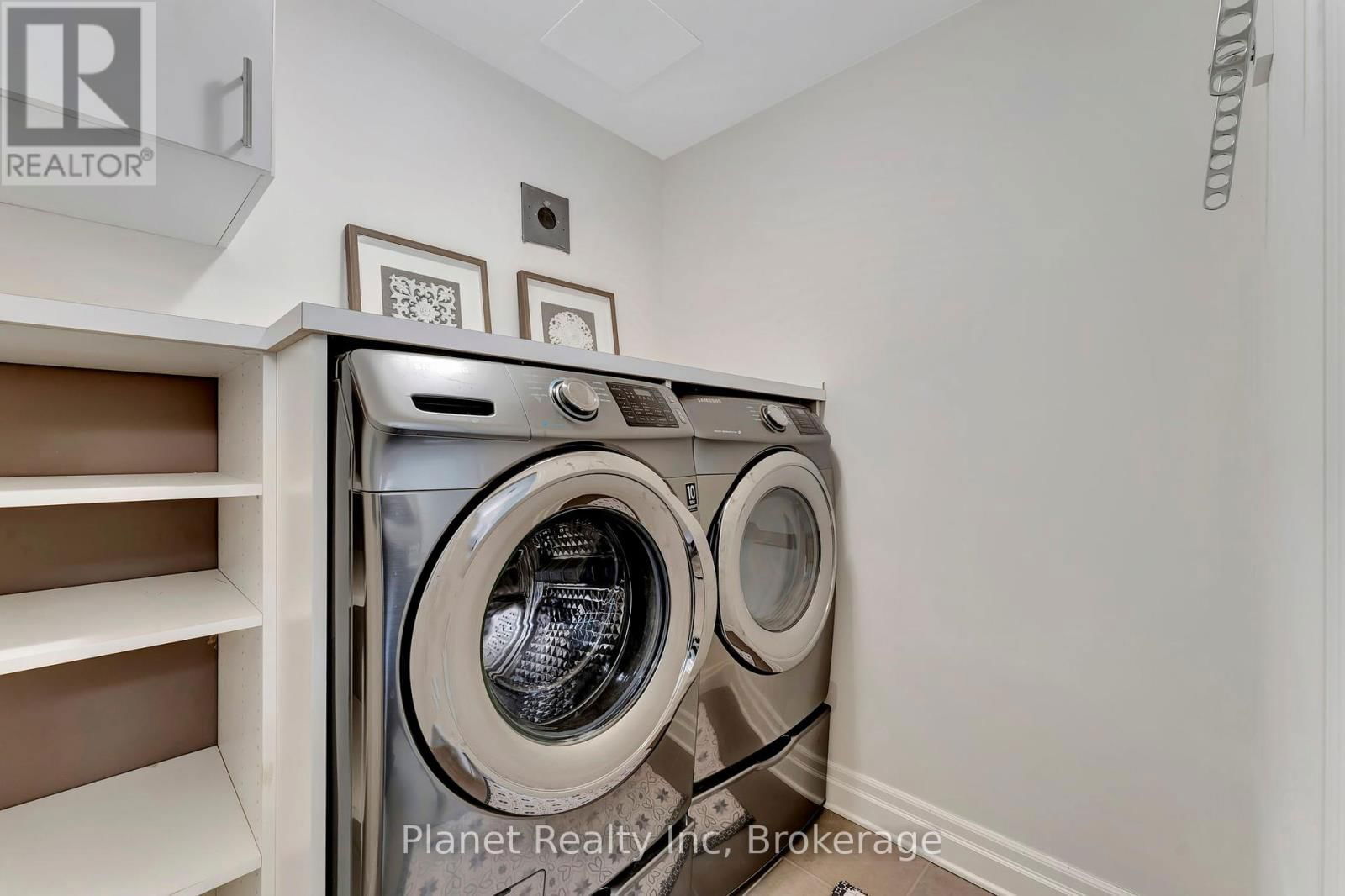 906 - 160 MACDONELL STREET Image 22