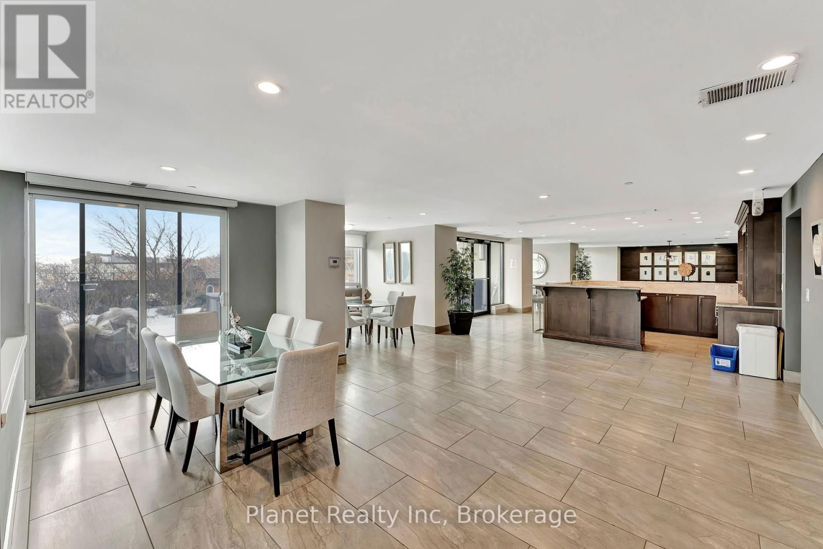 906 - 160 MACDONELL STREET Image 28
