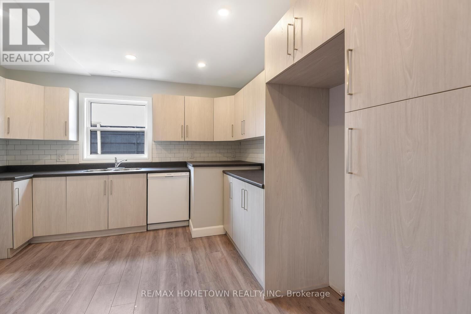4 OTTER DRIVE Image 7