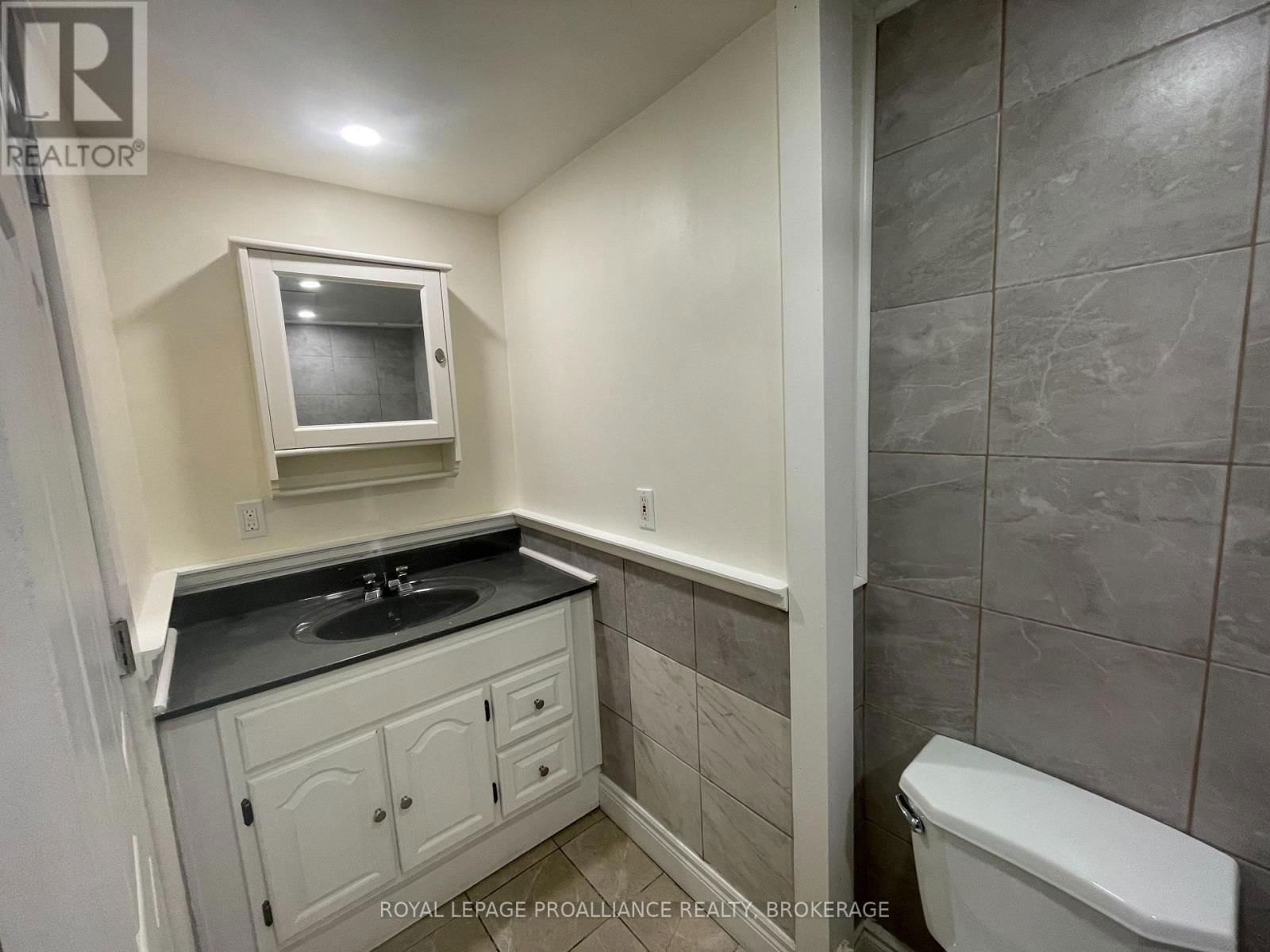 479 PRINCESS STREET Image 24