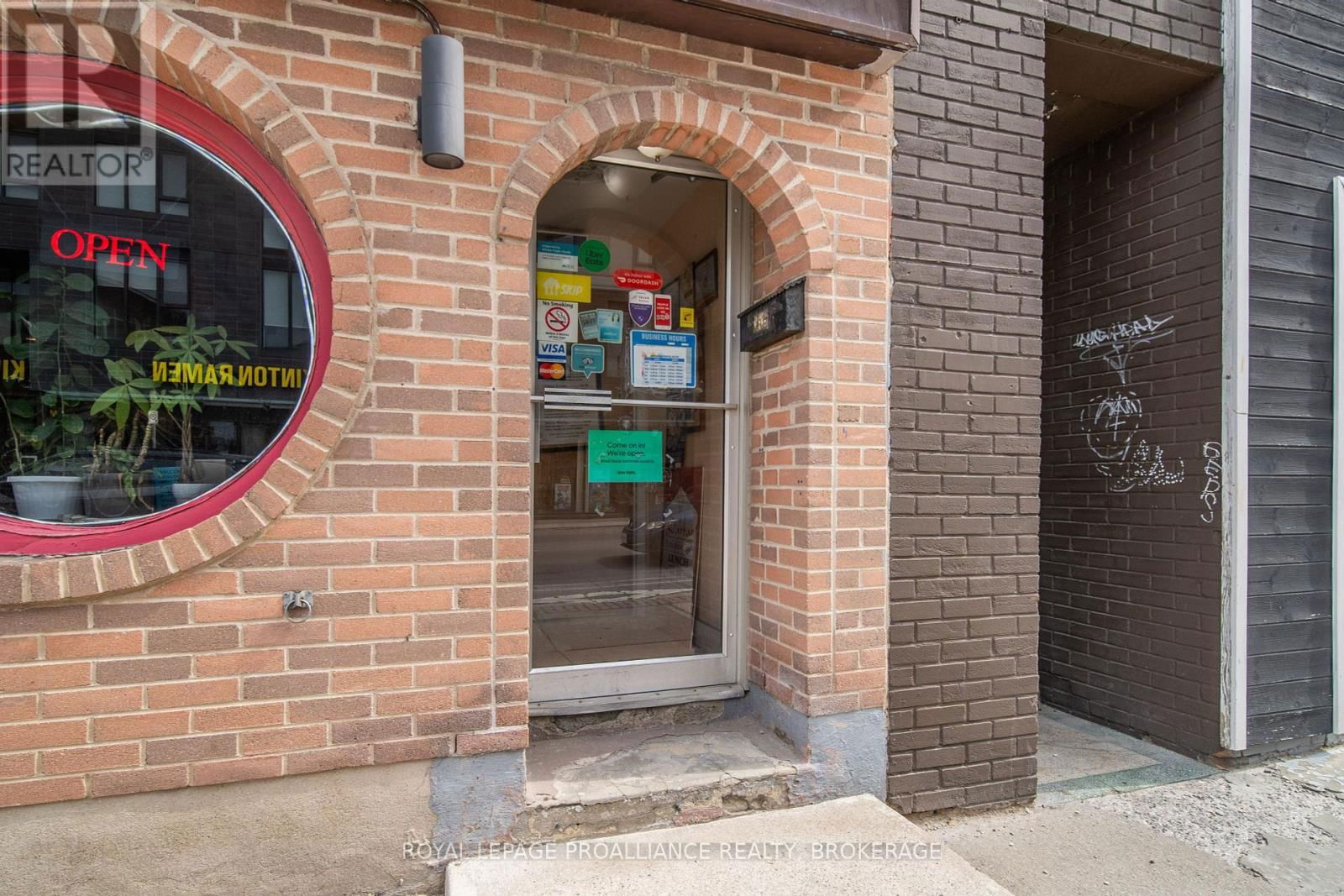 479 PRINCESS STREET Image 4