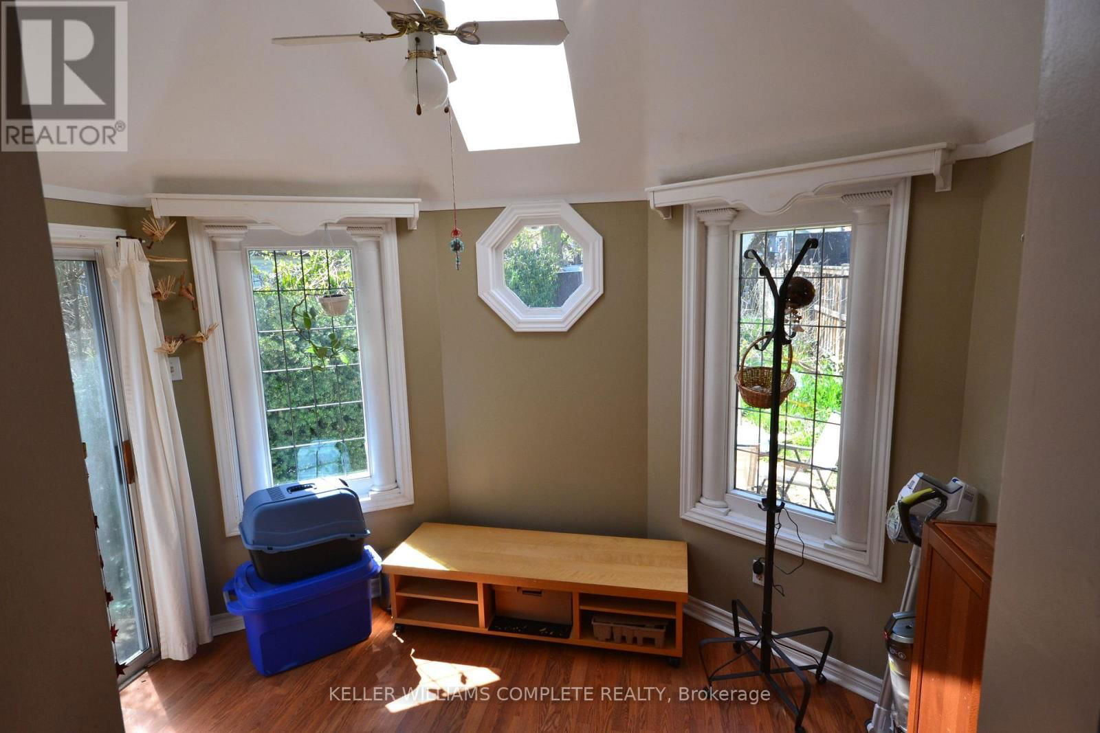 25 CHATHAM STREET Image 17