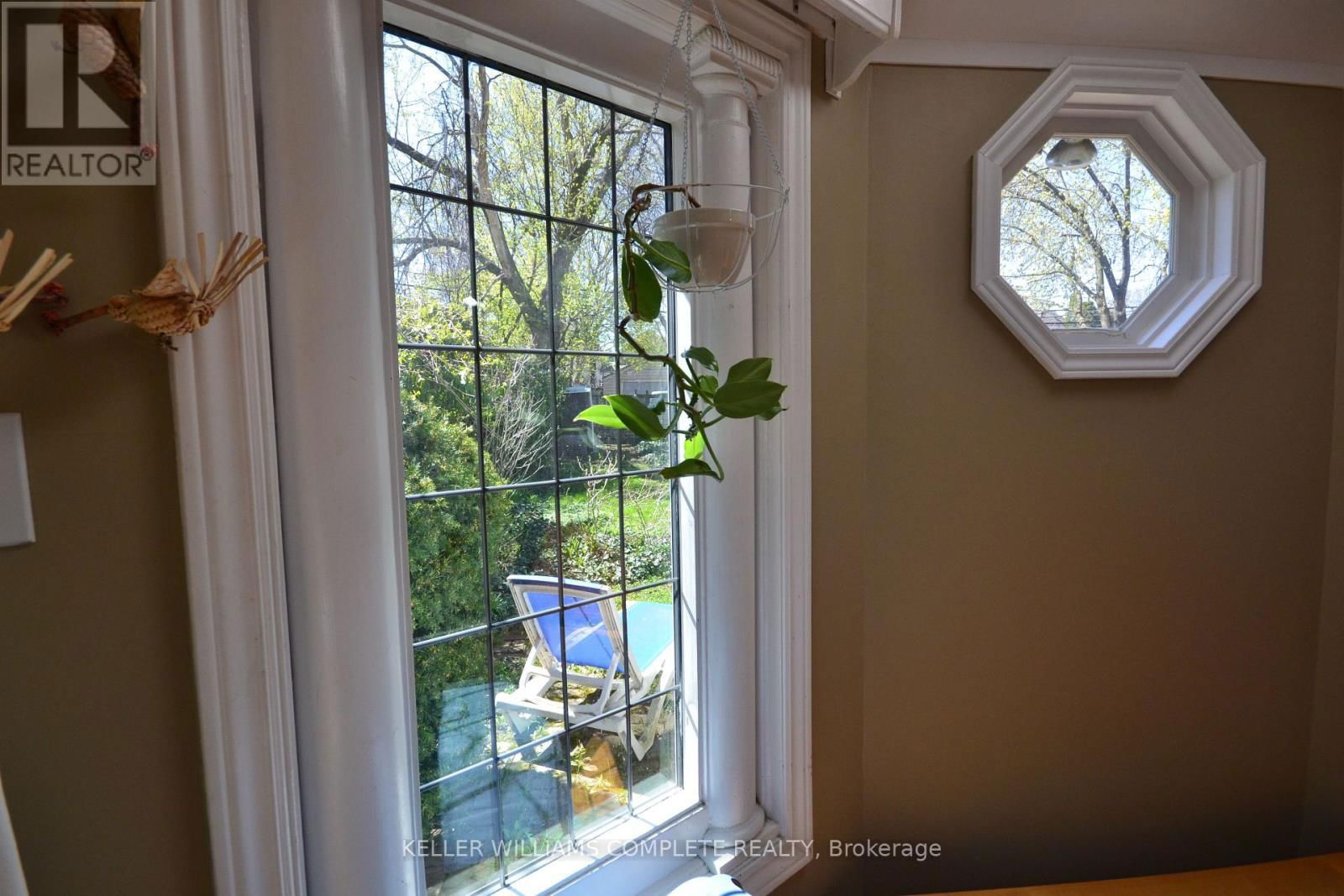 25 CHATHAM STREET Image 18