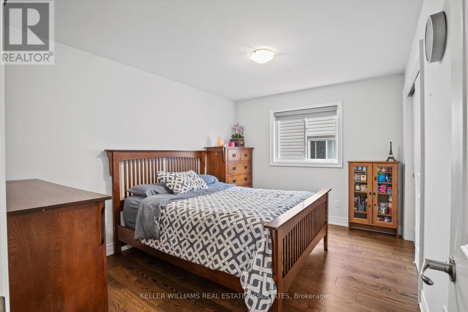 99 MONARCH STREET Image 23