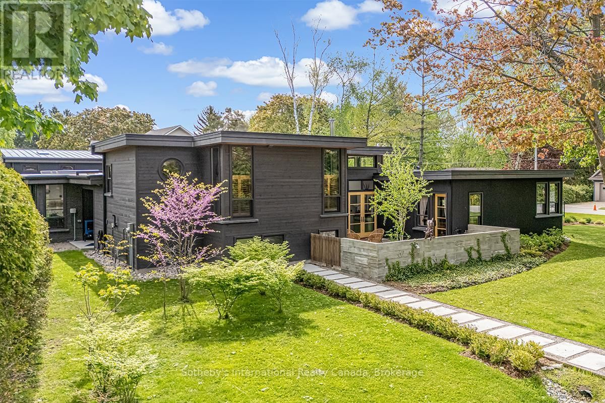 62 TUYLL STREET Image 1