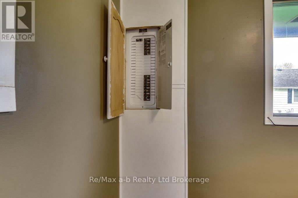 9 DUNCAN STREET Image 18