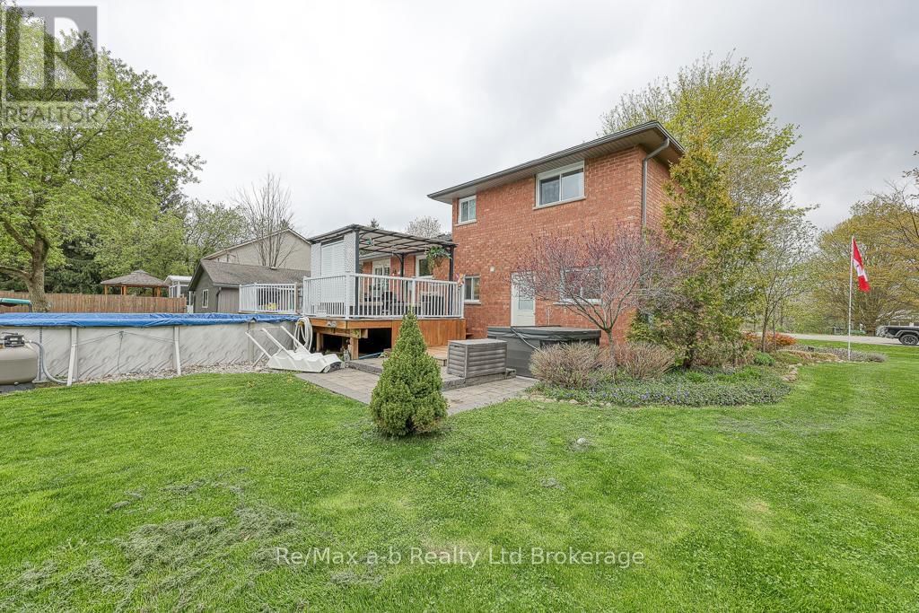 584414 BEACHVILLE ROAD Image 14