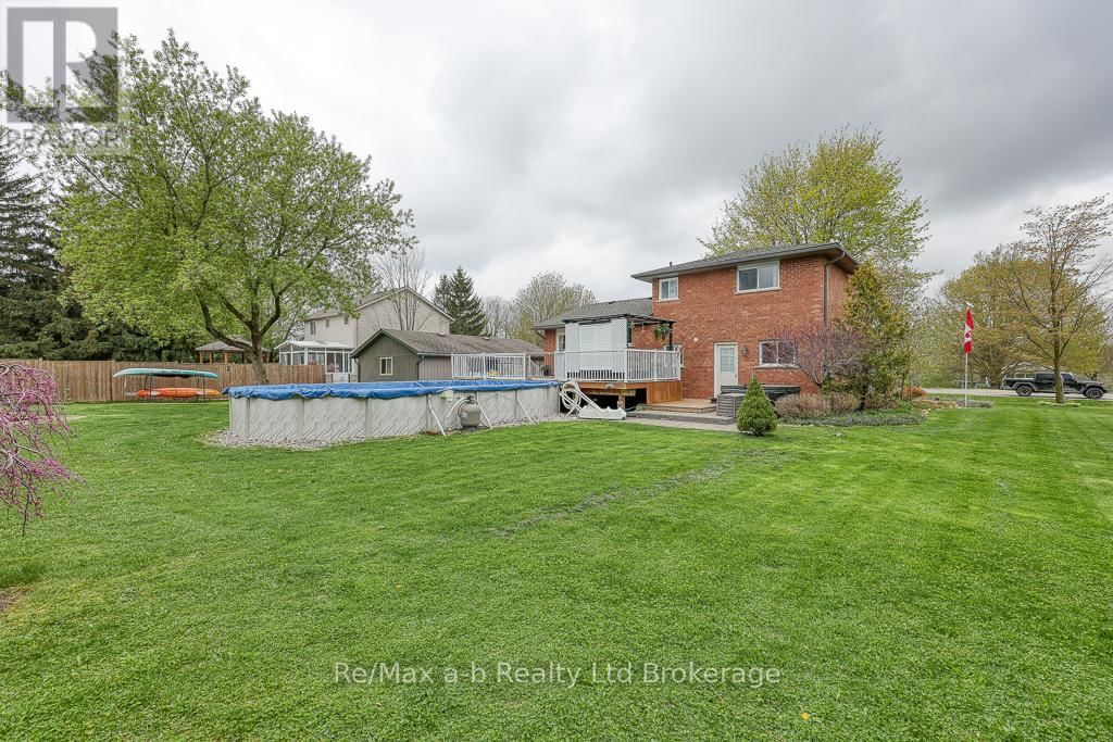 584414 BEACHVILLE ROAD Image 15