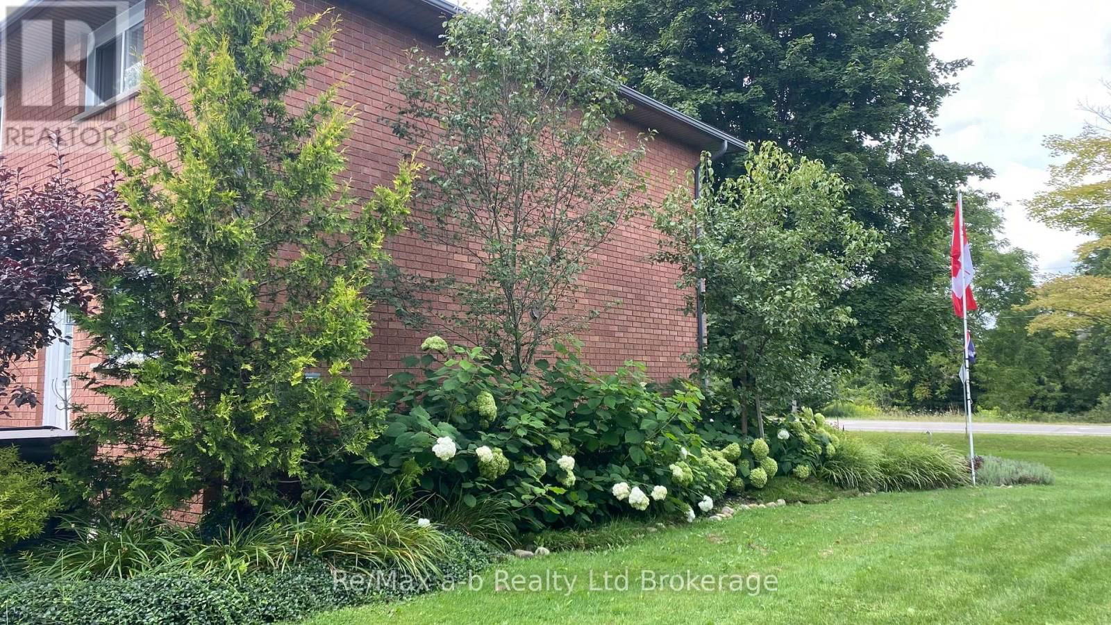584414 BEACHVILLE ROAD Image 48