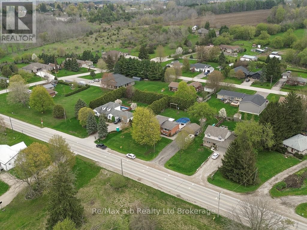 584414 BEACHVILLE ROAD Image 6