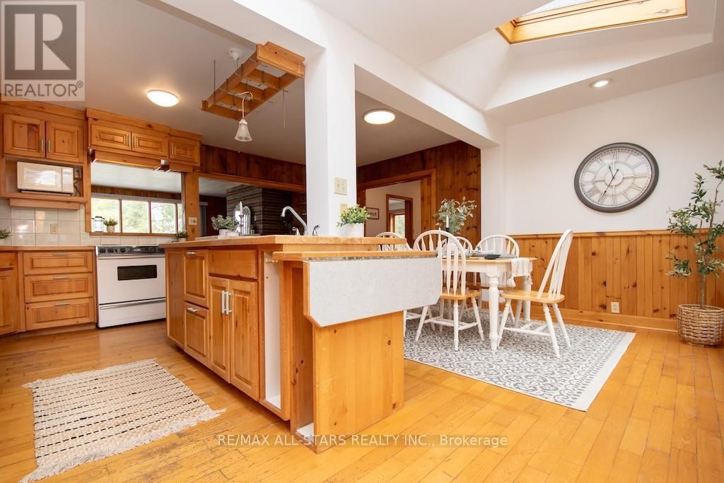 128 MARYLAND DRIVE Image 15