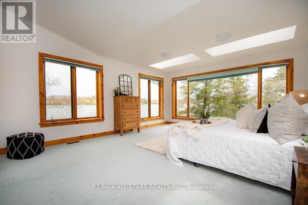 128 MARYLAND DRIVE Image 19