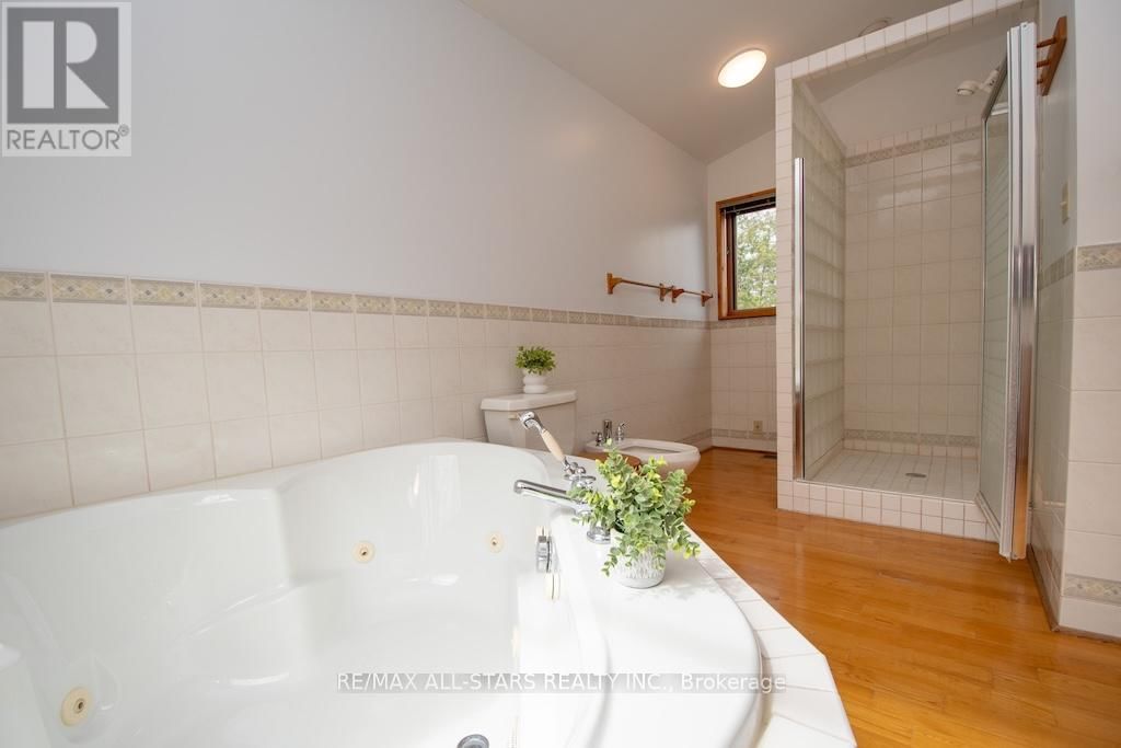 128 MARYLAND DRIVE Image 21