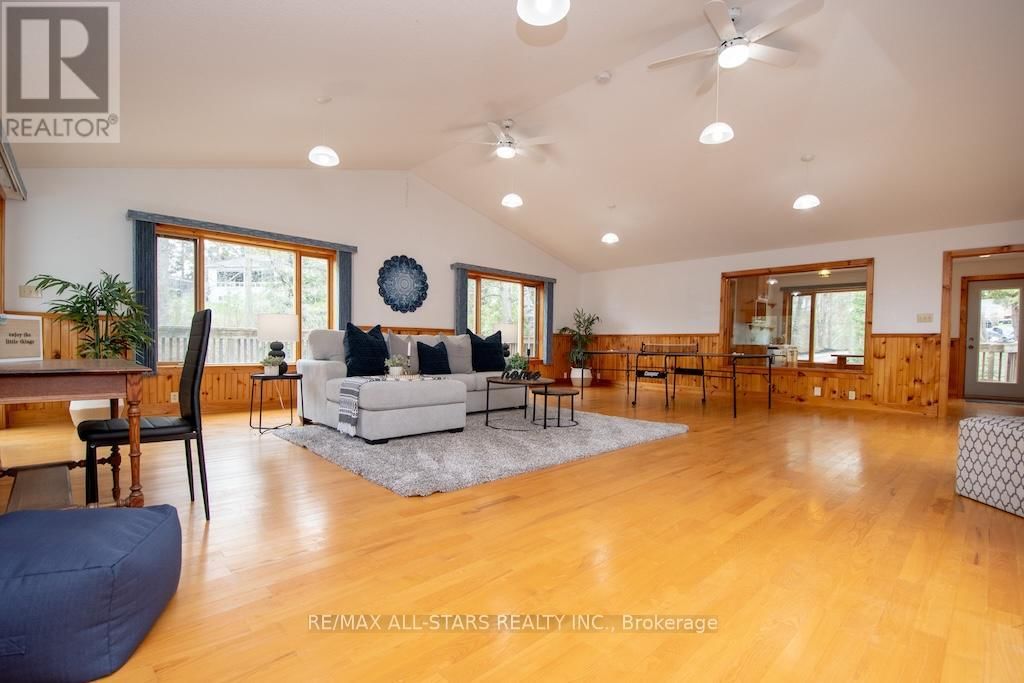 128 MARYLAND DRIVE Image 30