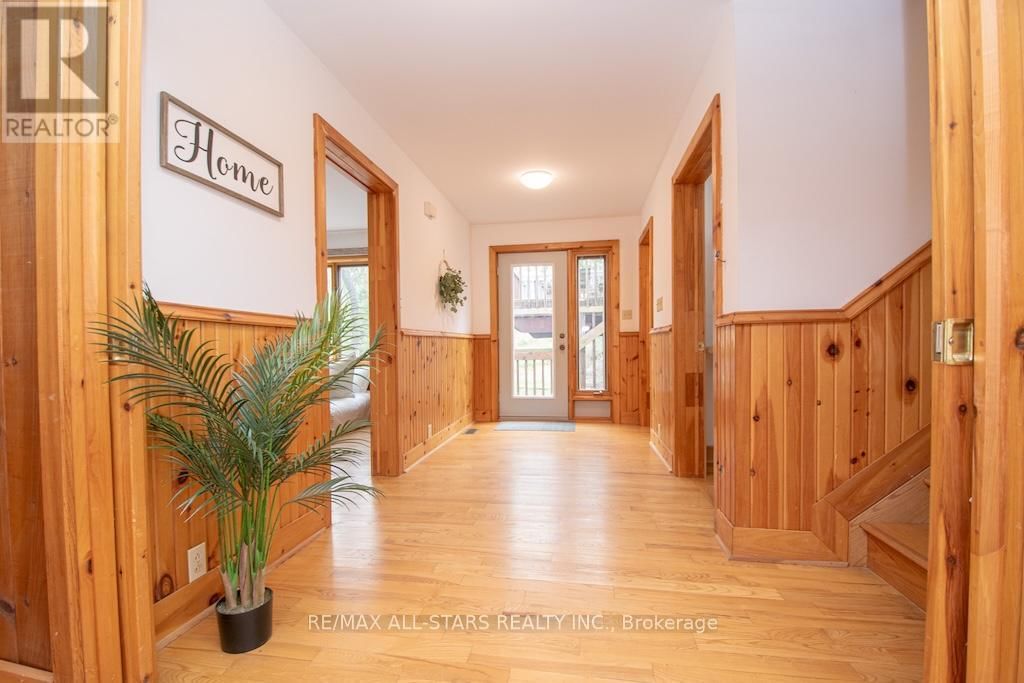 128 MARYLAND DRIVE Image 32