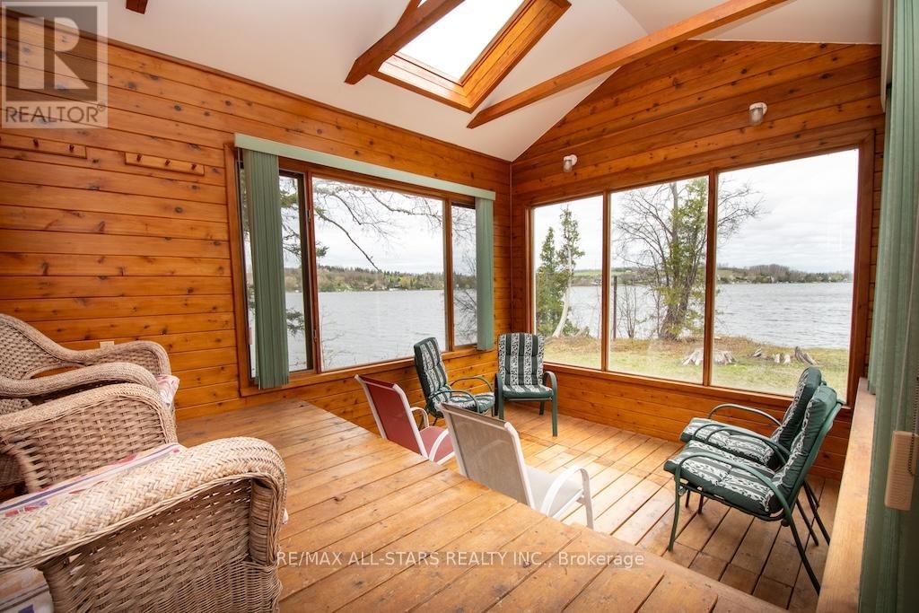 128 MARYLAND DRIVE Image 37