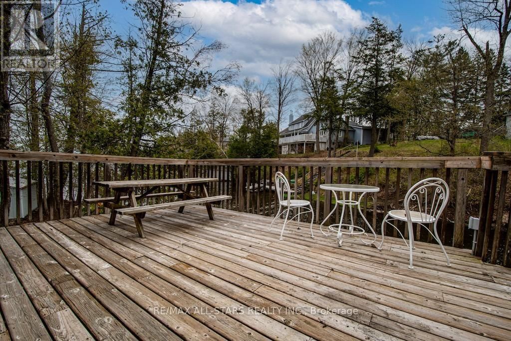 128 MARYLAND DRIVE Image 39